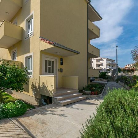 Apartments Srecko Duće Екстериор снимка