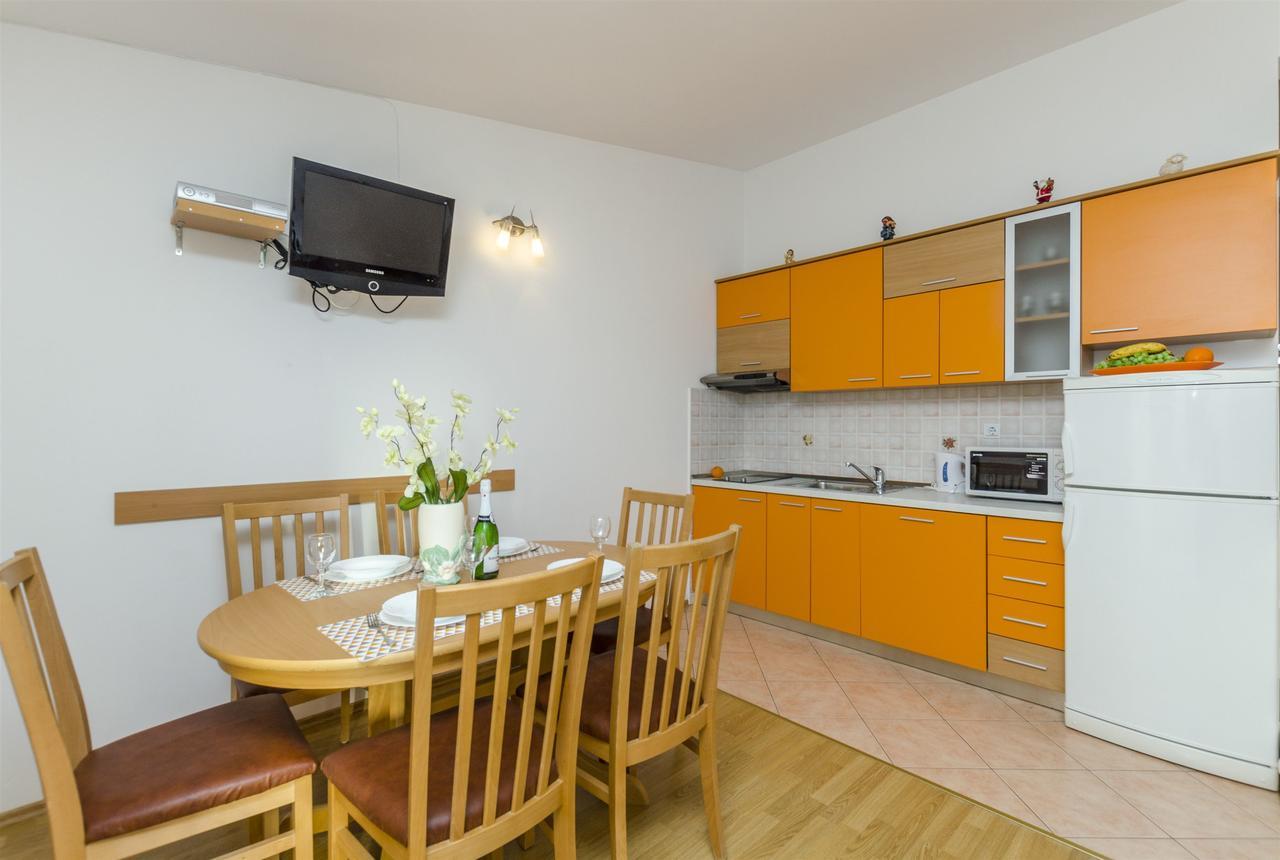 Apartments Srecko Duće Екстериор снимка
