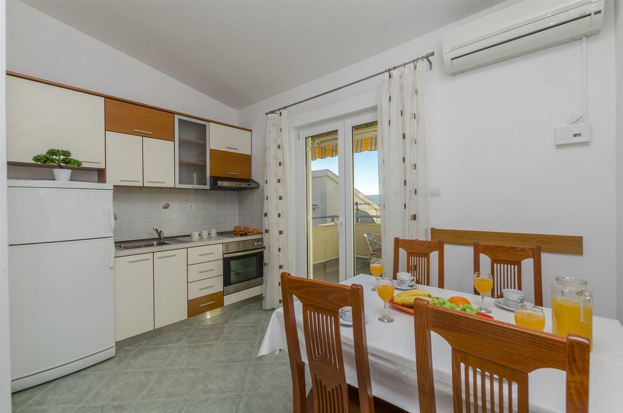 Apartments Srecko Duće Екстериор снимка