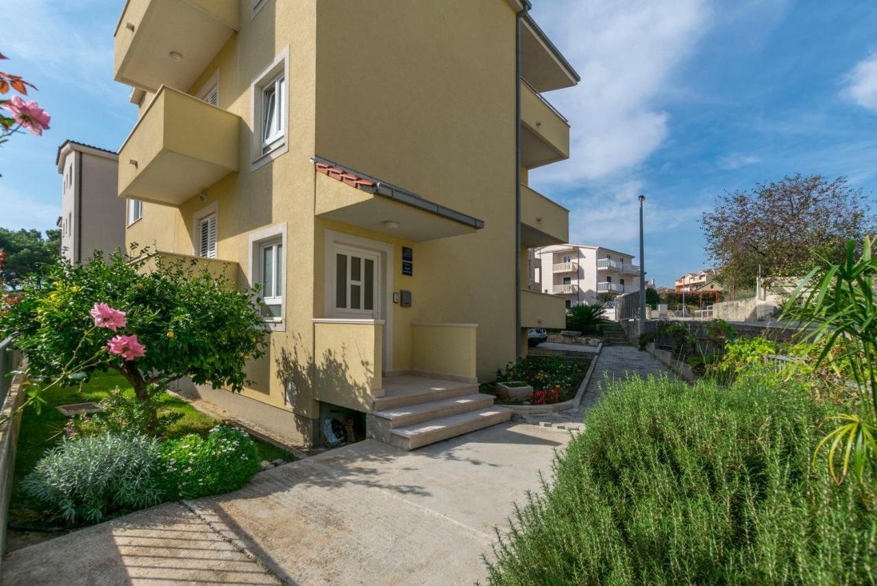 Apartments Srecko Duće Екстериор снимка